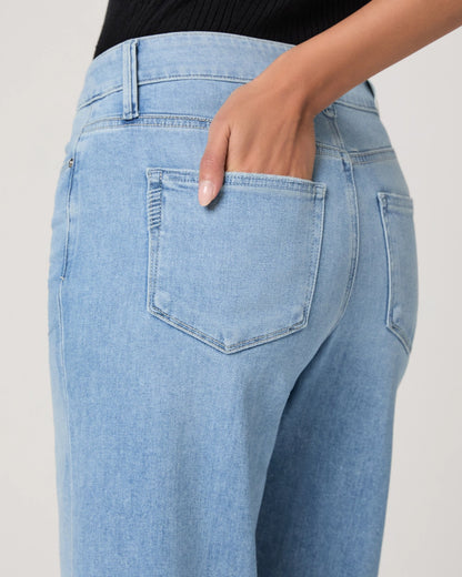 Anessa 31" Wide Leg Jean