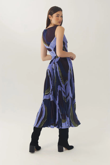 Max Pleated Skirt