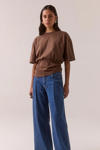 DELANI TEE HAZELNUT