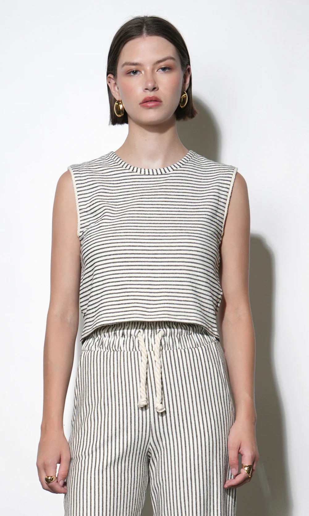 DAPHNE SLEEVELESS KNIT SHELL TOP