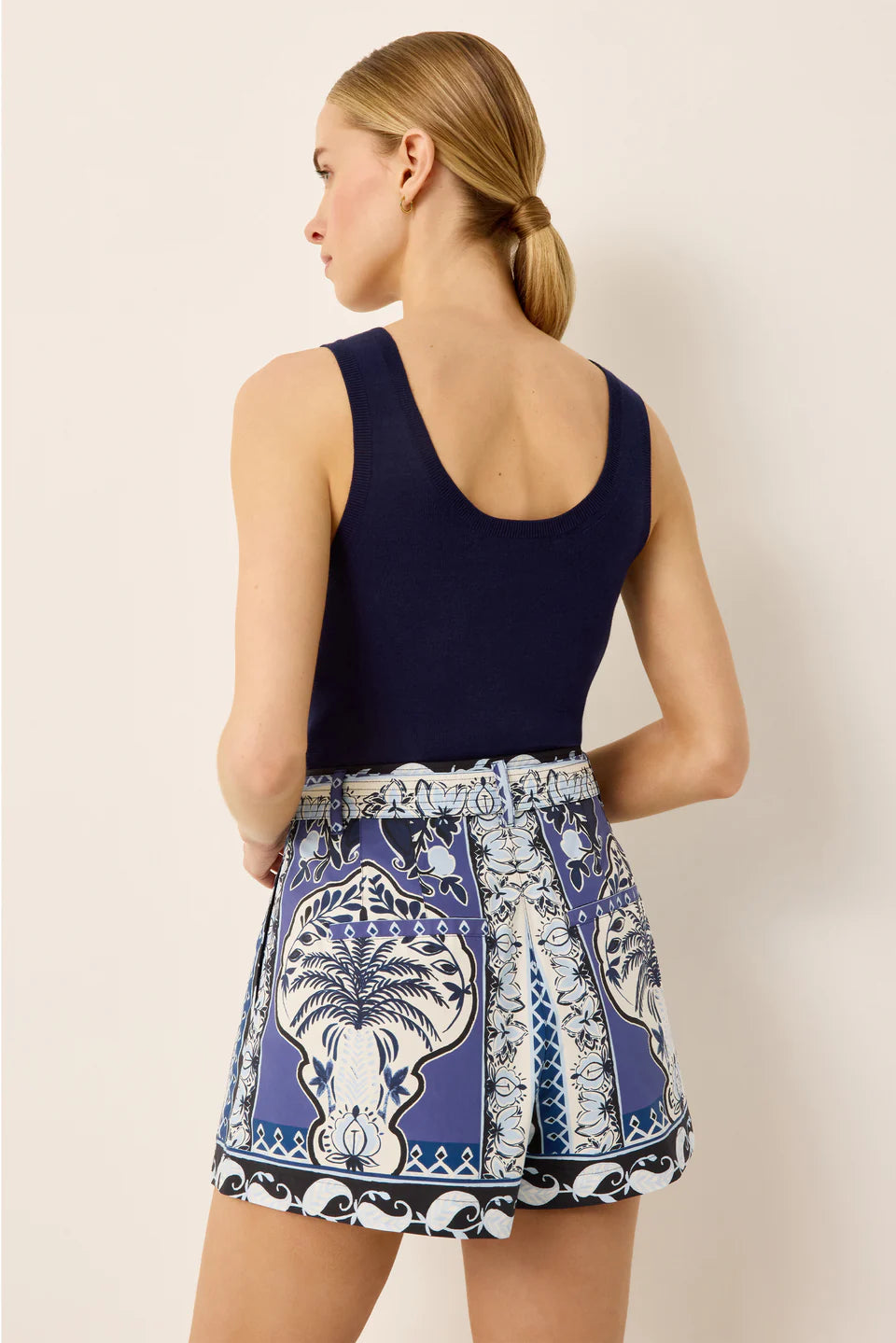Lander Short