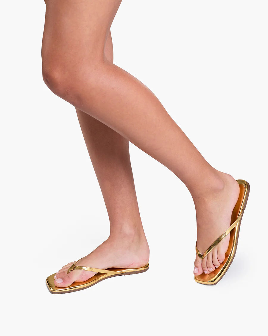 SQUARE TOE LILY MIRROR