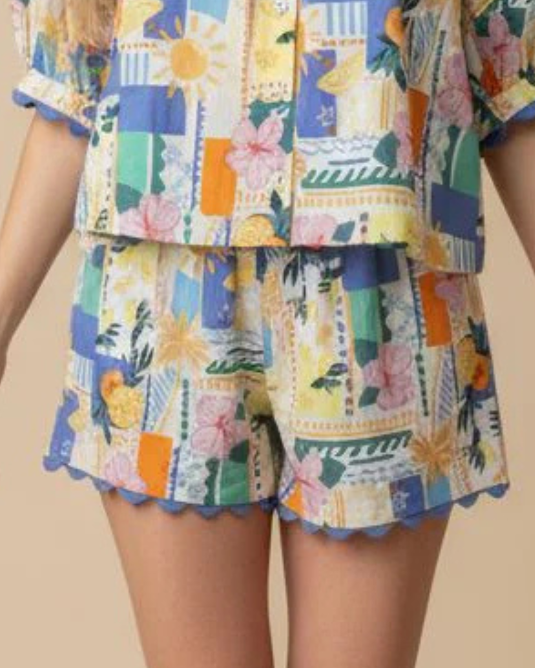 PATCHWORK PRINT SHORTS