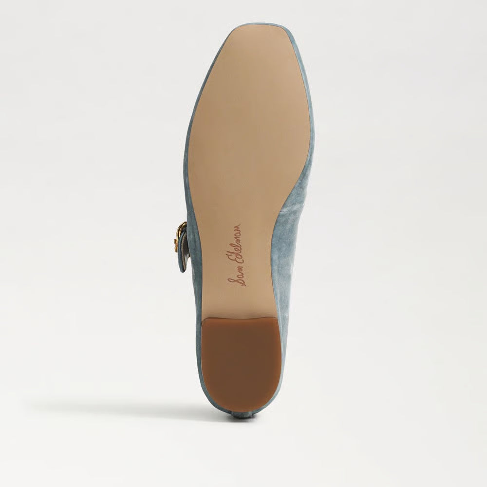 Michaela Mary Jane Flat