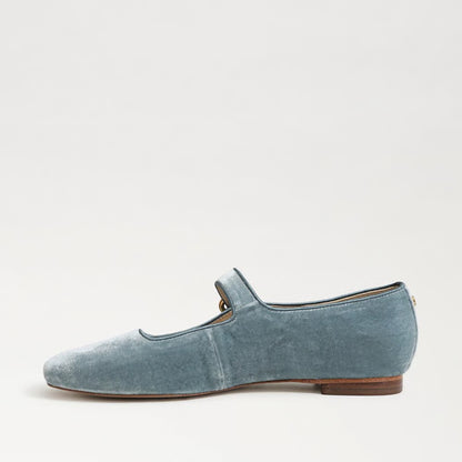 Michaela Mary Jane Flat