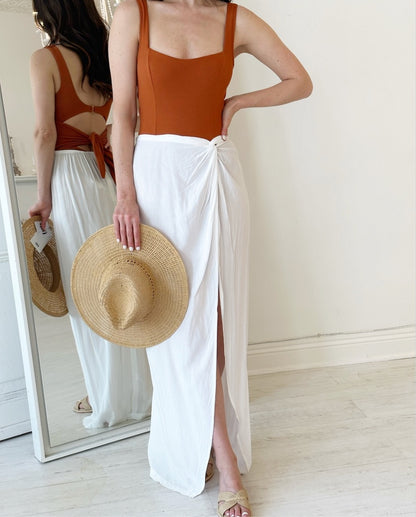 MIA COVER UP *