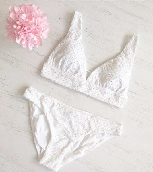 EYELET BASIC FULL BOTTOM ~