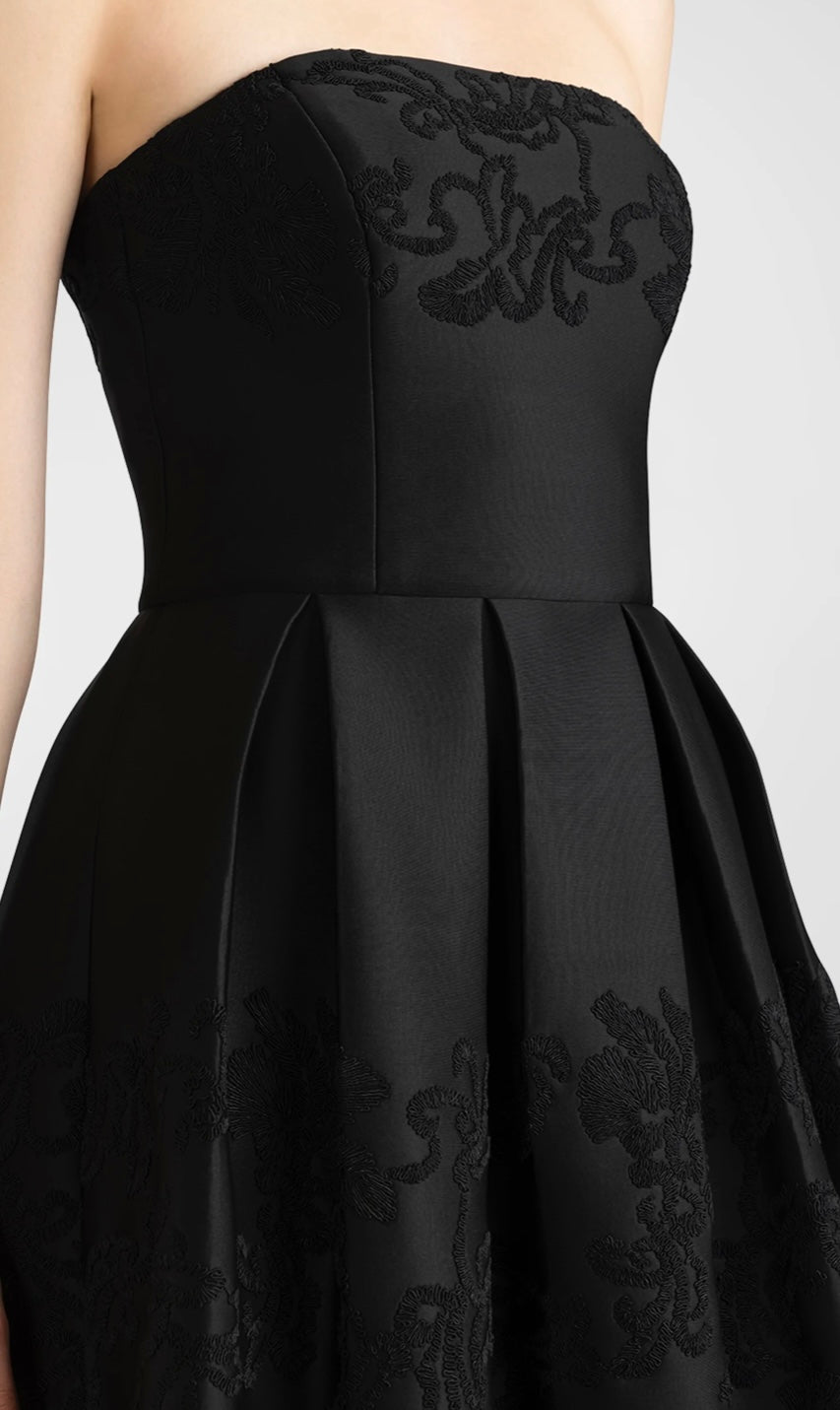 SOPHIA DRESS *