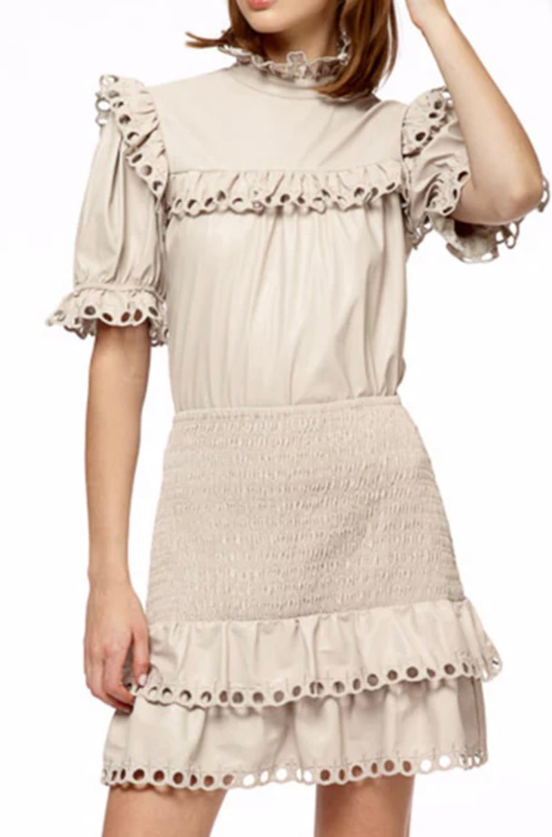 SMOCKED MINI SKIRT *