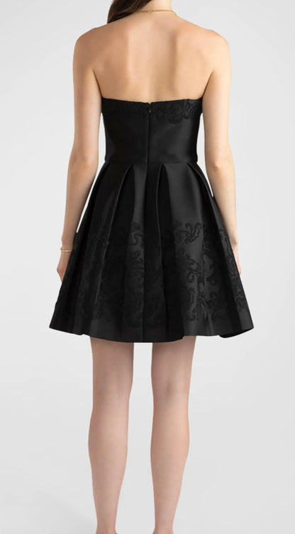 SOPHIA DRESS *